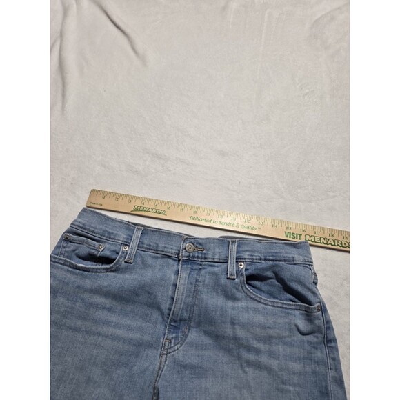 Levi's Women's Mid Length Shorts Size 32 Zip Fly Mid Rise  Blue Denim - Picture 11 of 13